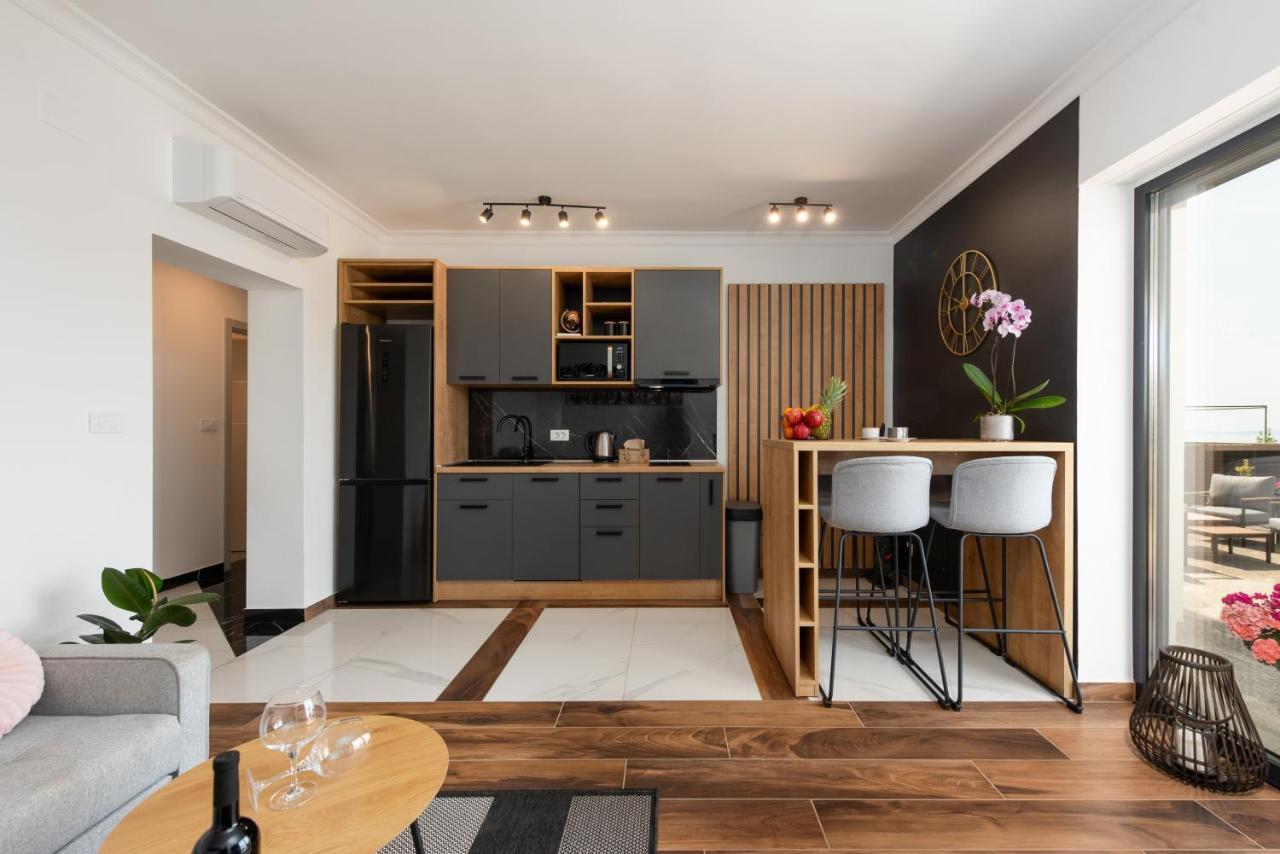 קסטב Apartments Alba Chiara מראה חיצוני תמונה